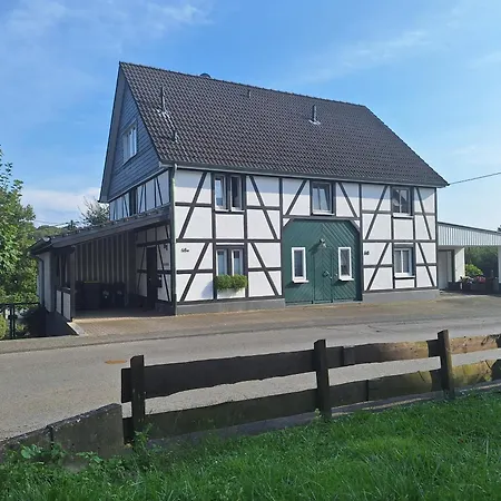 Ferienhoehle Apartmán Wiehl